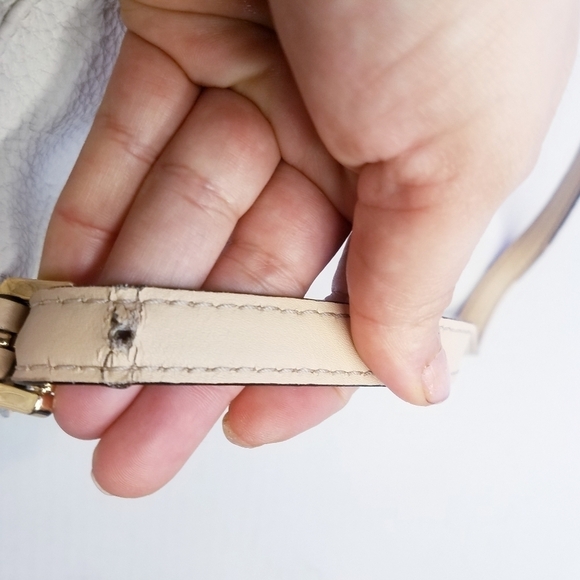 🌸Michael Kors | Ivory Leather Medium Sized Bag - Picture 8 of 9